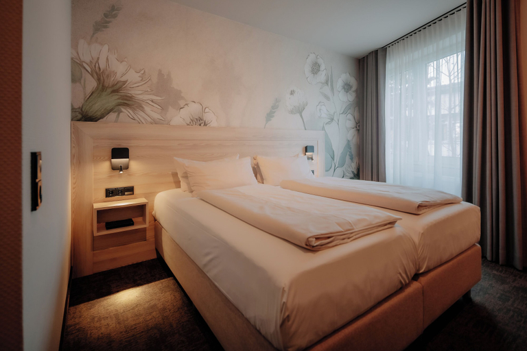 Bedroom 4, Parkhotel Papenburg by Hackmann, Emsland