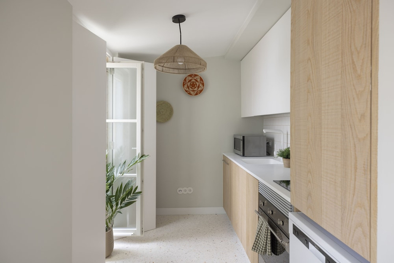 Others 5, Libere Lisbon Principe Real, Lisbon