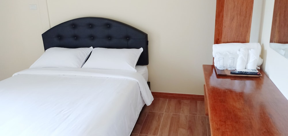 Others 4, JC Resort, Trakan Phutphon
