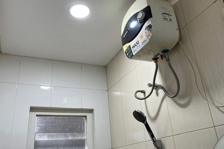 Bathroom 3, Gunung Putri Square By Veto Rooms, Bogor