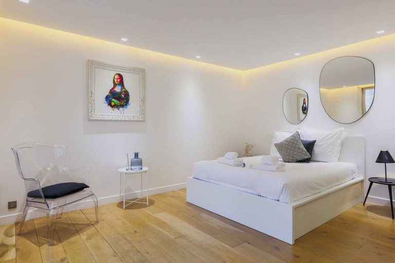 Room 2, Bright Studio 2P - Opera, Paris