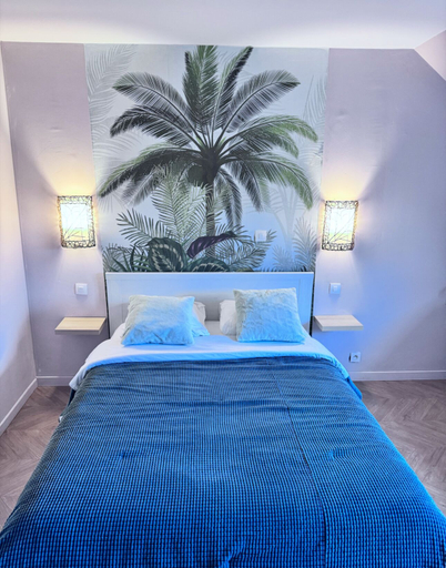 Room, Family Friendly Suite à Tourcoing, Nord