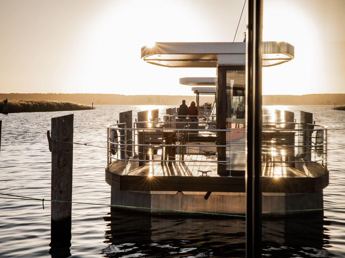 3, Spacious HouseBoat in Peenemunde, Vorpommern-Greifswald