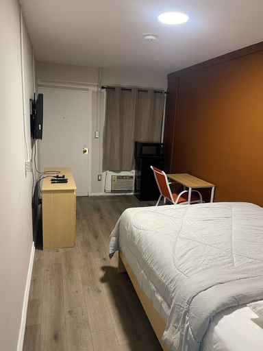 Bedroom 5, Inn On Pim, Algoma