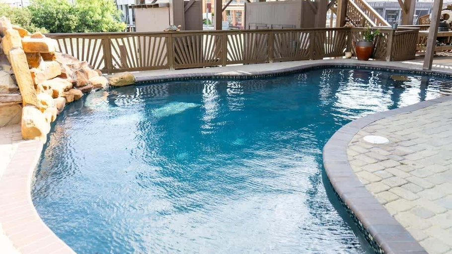 Pool 5, Blizzard's Lighthouse 4 Bedroom Home, Cameron