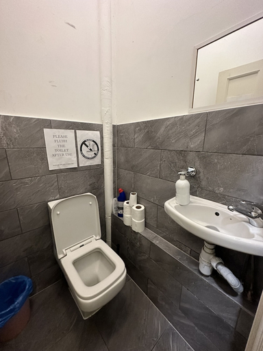 Bathroom, Thanet Hotel Annex, London
