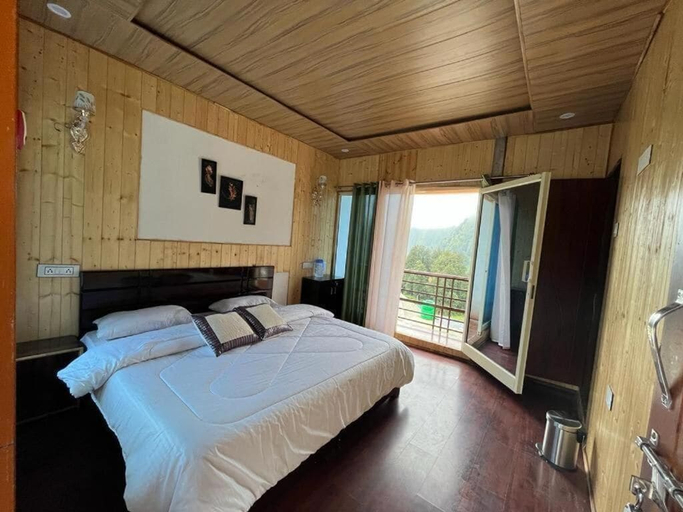 Bedroom 2, Gaurav hotel chopta, Chamoli