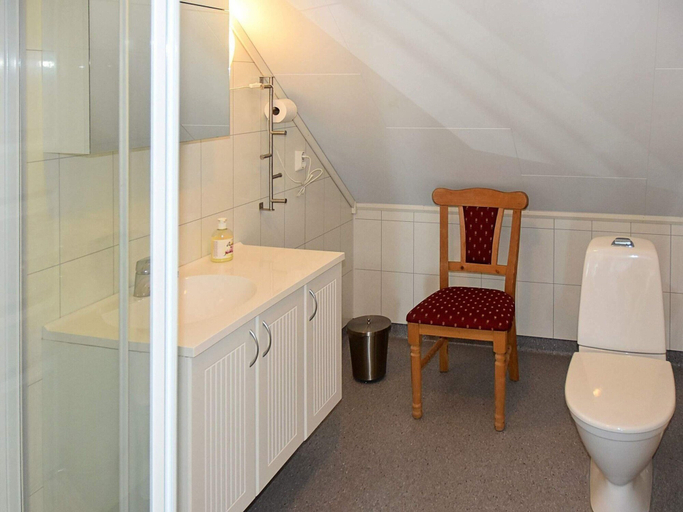 Bathroom, 4 Star Holiday Home in Onarheim, Tysnes