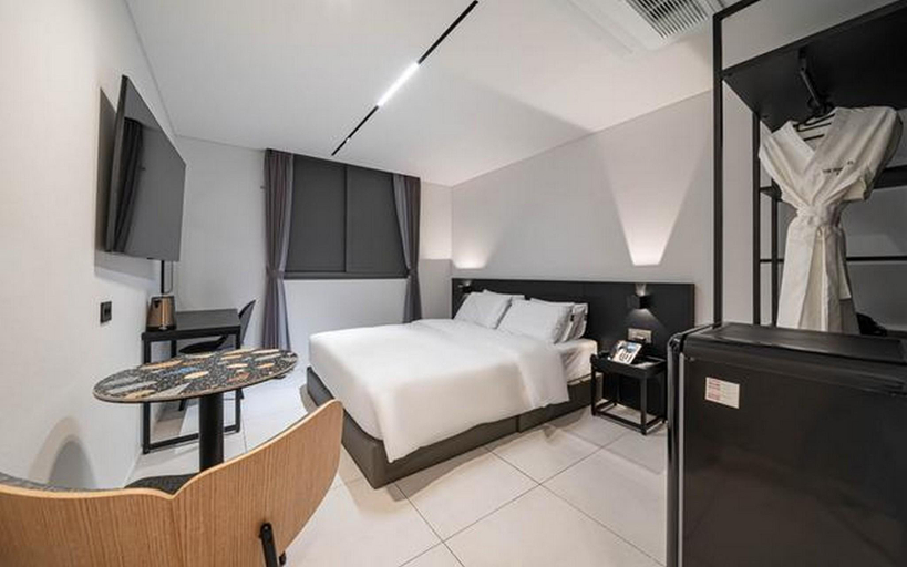 Bedroom 3, The Profin Hotel in Eobang-dong, Gimhae, Gimhae