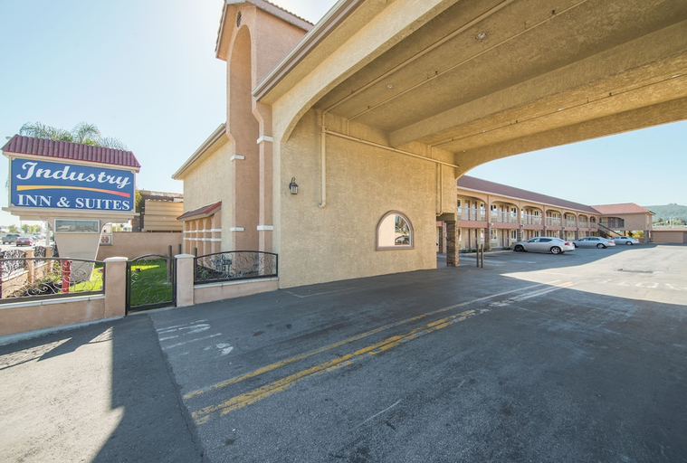 Exterior & Views 1, Industry Inn & Suites, Los Angeles