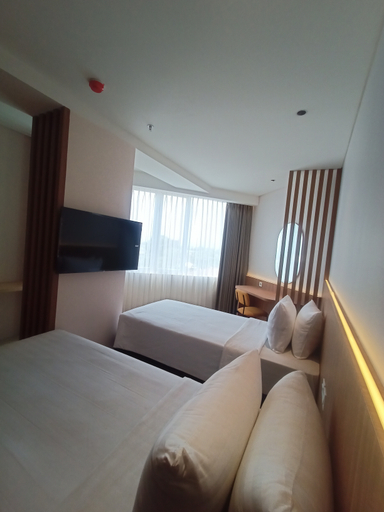 Others 2, WYNS Hotel Bandung, Bandung