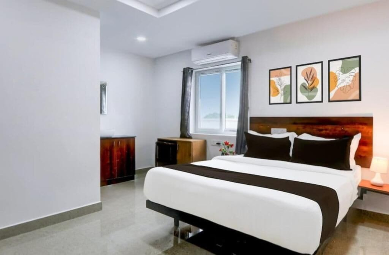 Room 3, Sri Jahnavi Group of Hotels, Hyderabad