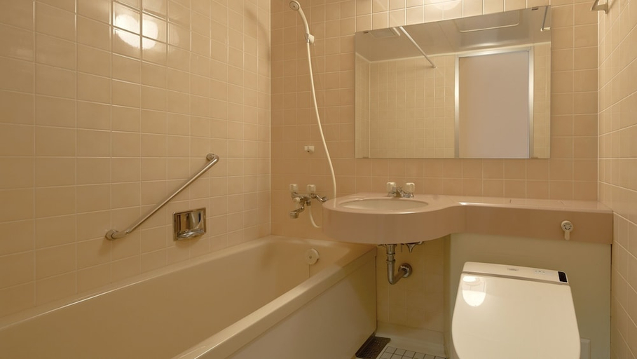 Bathroom, Mission Hills Hotel, Minano