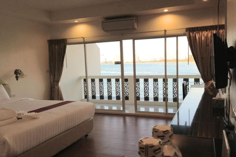 Others 2, At Sea Hotel Pattaya, Pattaya