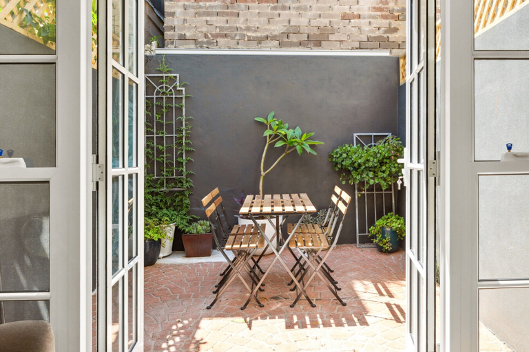 Balcony 3, Stylish Inner-city Terrace Home With Rooftop Deck, Sydney
