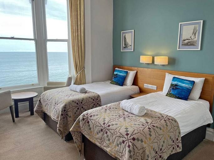 Bedroom 2, The Glengower, Ceredigion