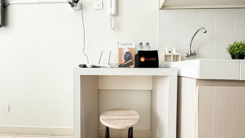 Others 3, Chic and Sleek Studio at Apartment Cinere Bellevue by Travelio, Depok