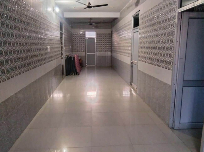 Room 3, Hotel Sharma Guest House, Bilaspur