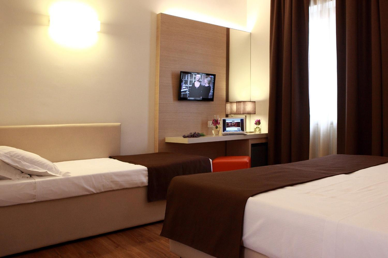 Bedroom 3, Hotel Colonne, Foggia
