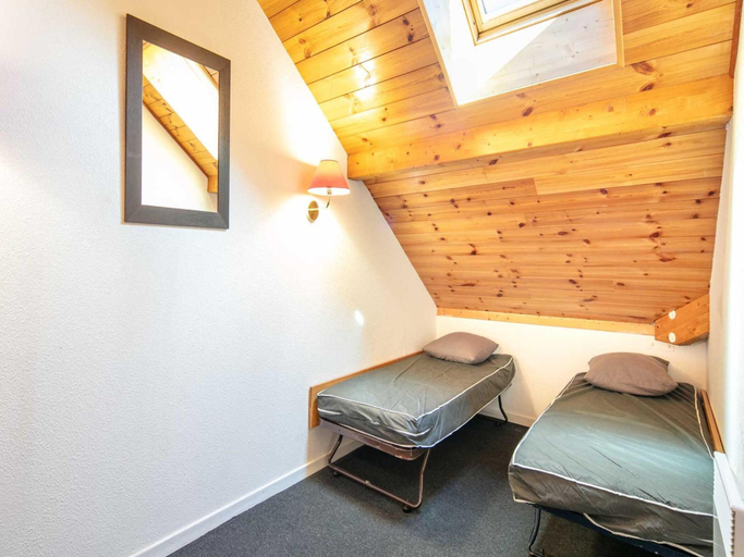 5, Duplex apartment with balcony, Hautes-Alpes