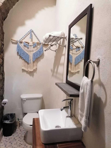 Bathroom 4, Grann Posada Xilitla, Xilitla