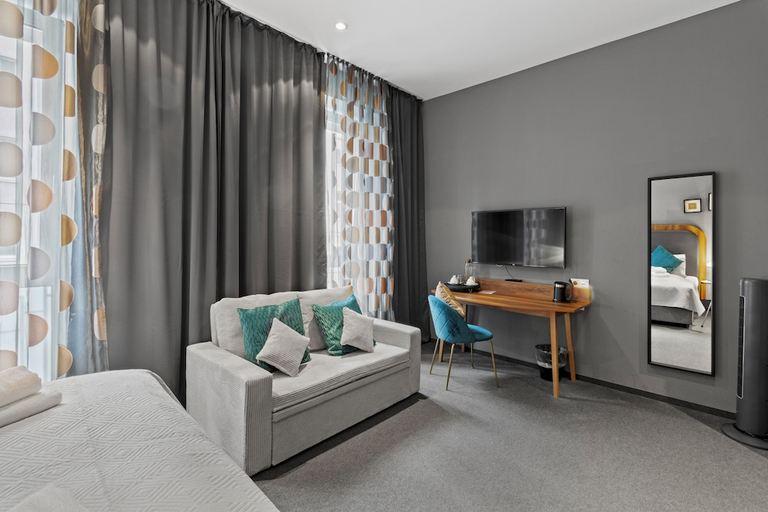 Others 5, Hotel George Vienna, Wien
