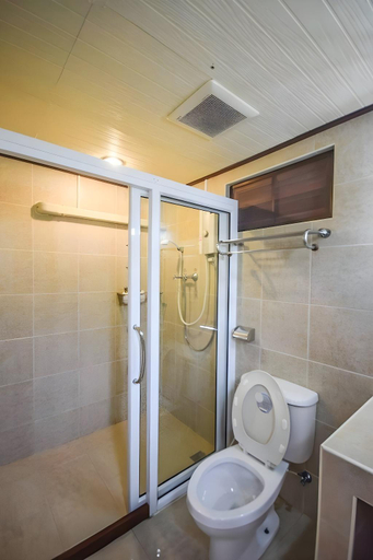 Bathroom 4, Nicslongstay Hotel, Wang Num Khiaw