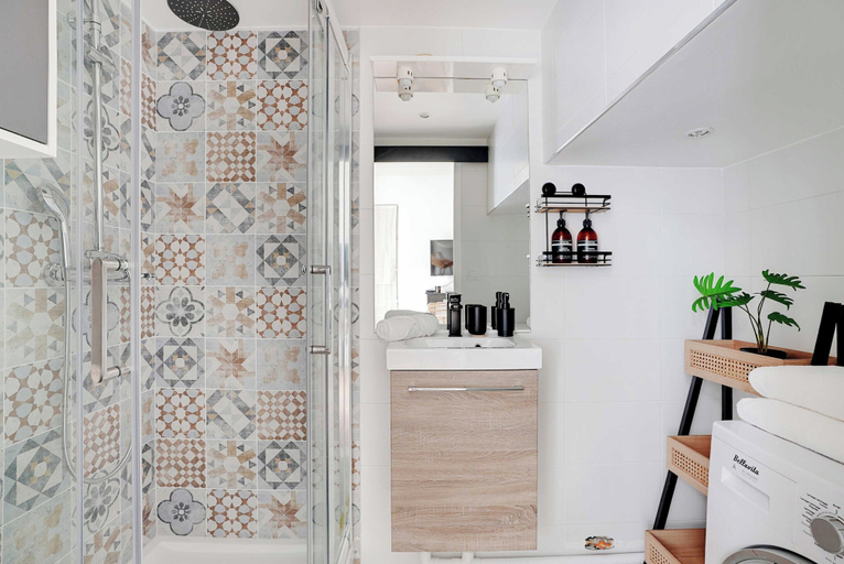Bathroom, Charming Studio 1br/2p - Batignolles, Paris
