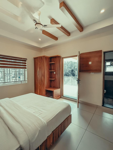 Room 2, Azay Luxurious Apartment, Wayanad