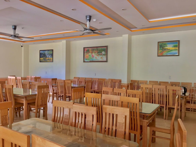 Food & Drinks, Khach san So Oanh, Trùng Khánh