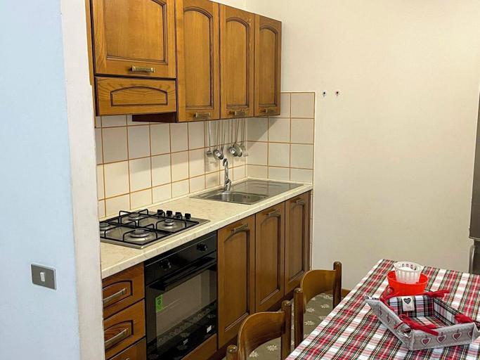 Private kitchen 5, Casa Vacanze - Villa Stefania, L'Aquila