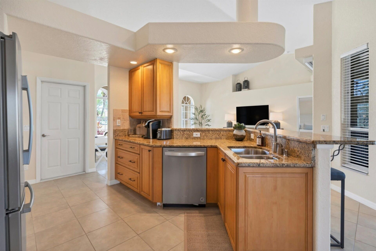 Private kitchen 4, Punta Gorda Isles 3 Bedroom Pool+Hot Tub Home 2 Home, Charlotte
