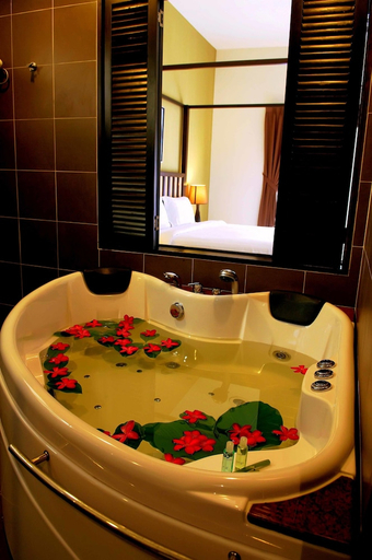 Bathroom 5, Gold Coast Morib Resort, Kuala Langat