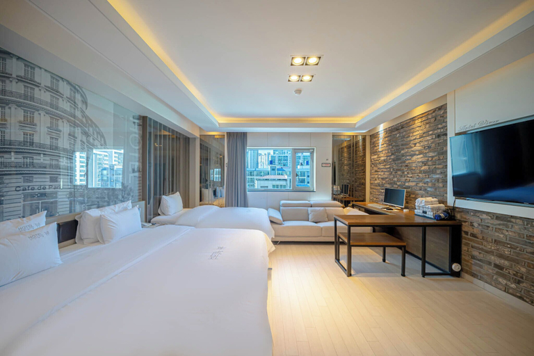 Bedroom 3, Pohang Yeongildae Hotel View, Pohang