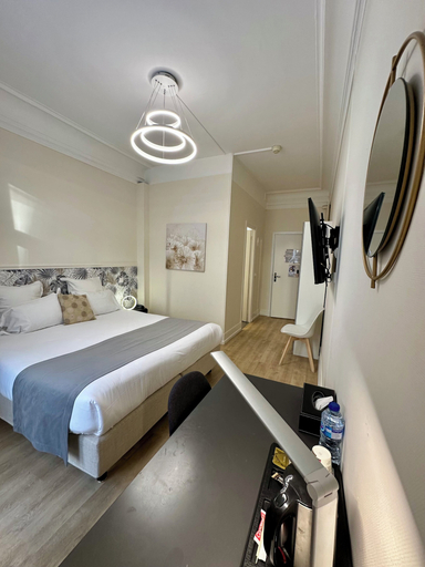Bedroom 3, Hôtel Océanic, Paris