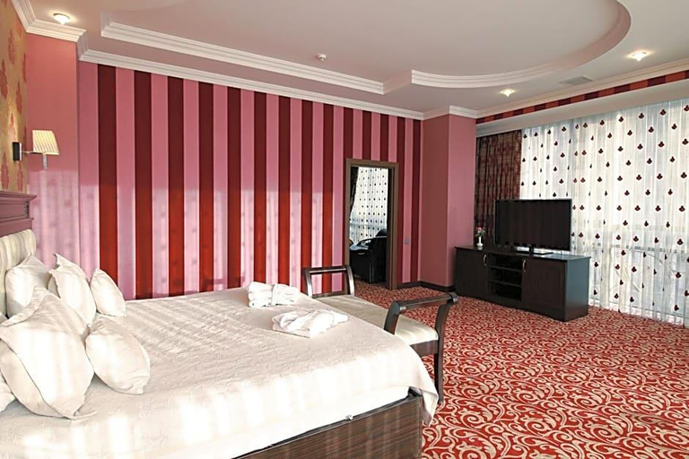 Bedroom 2, New Baku Hotel, Baku