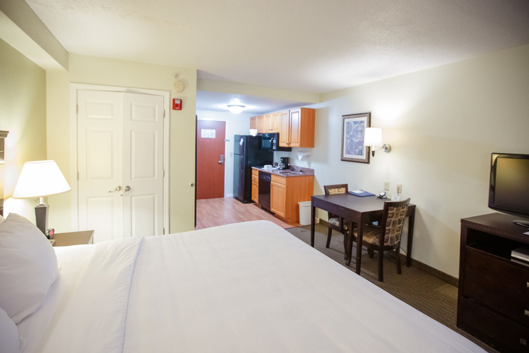 Bedroom 3, MainStay Suites Knoxville North I-75, Knox