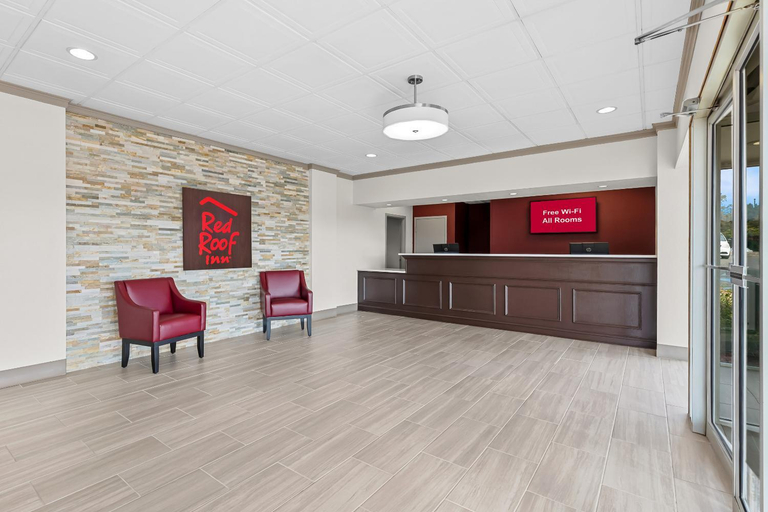 Public Area 2, Red Roof Inn Cambridge, OH, Guernsey
