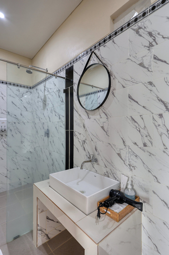Bathroom 4, Kelingking Garden Villa, Klungkung