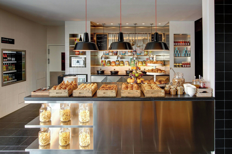 Food & Drinks 5, citizenM Paris Charles de Gaulle Airport, Seine-Saint-Denis