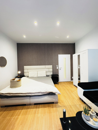 Room 5, Comfy 1BR Apt Near Praterstern, Wien