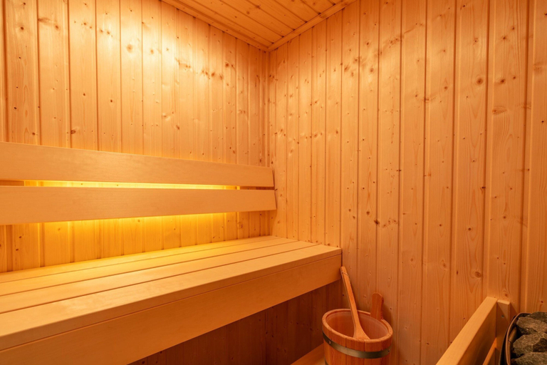 Spa treatment, 2 Person sea View Apartment With Sauna, Texel