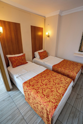 Bedroom 3, Buyuk Berk Otel, Ayvalık