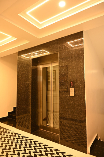 Interior 2, The Regal Crown By Ritya Hotels, Faizabad