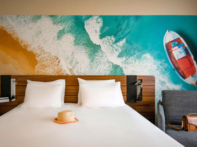 Bedroom 4, Novotel Antibes Sophia Antipolis, Alpes-Maritimes