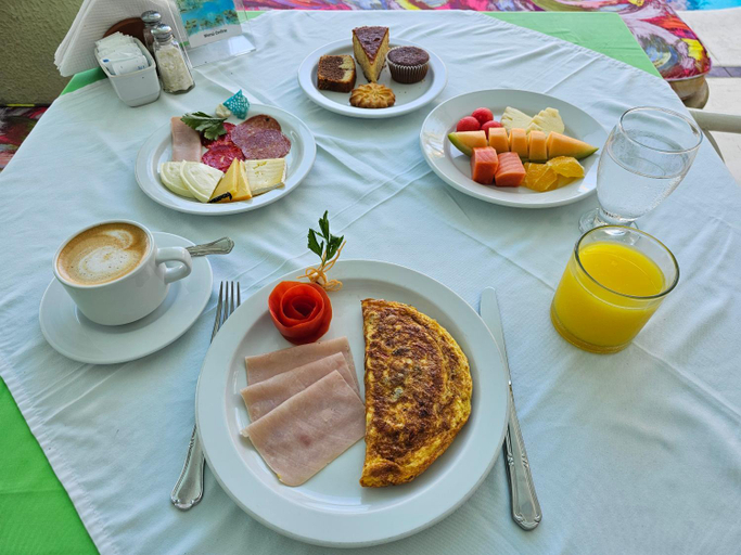 Food & Drinks 5, Hotel Ole Caribe, Vargas