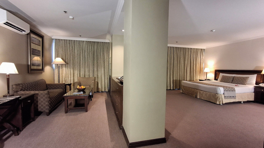 Bedroom 4, Herald Suites Solana, Makati City