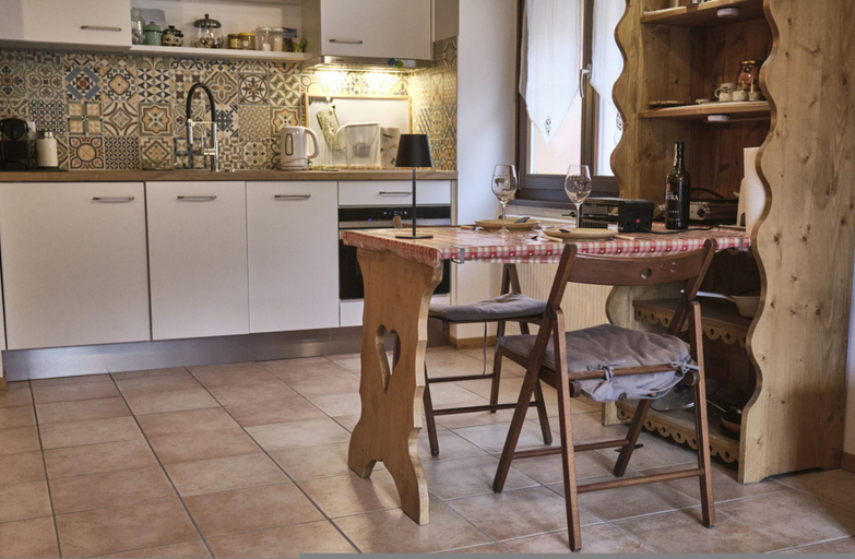 Room 4, Studio Pierre a Voir 4, Martigny