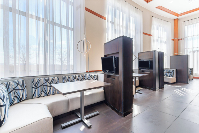 Bedroom 3, Holiday Inn Express & Suites COLUMBUS EDINBURGH by IHG, Bartholomew