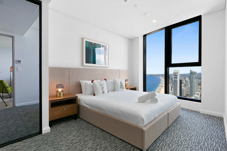 Room 2, Oceanfront 3-bed With Stunning Views, Pool & Sauna, Gold Coast